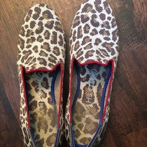 Rothys size 7.5 Mocha Spot loafers